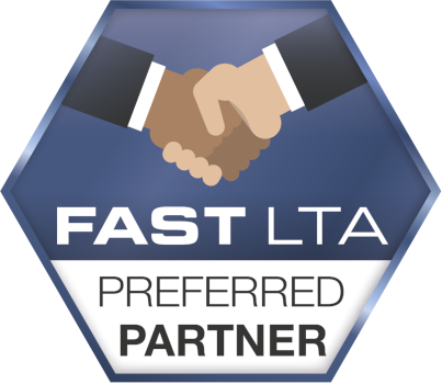 Sechseckiges Abzeichen mit Händedruck und der Aufschrift FAST LTA Preferred Partner auf blauem Hintergrund.